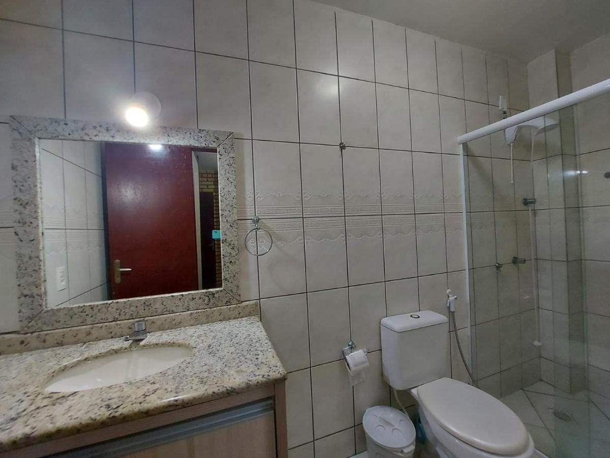 Apartamento 12 - Bombinhas - 200 Metros Da Praia Luaran gambar