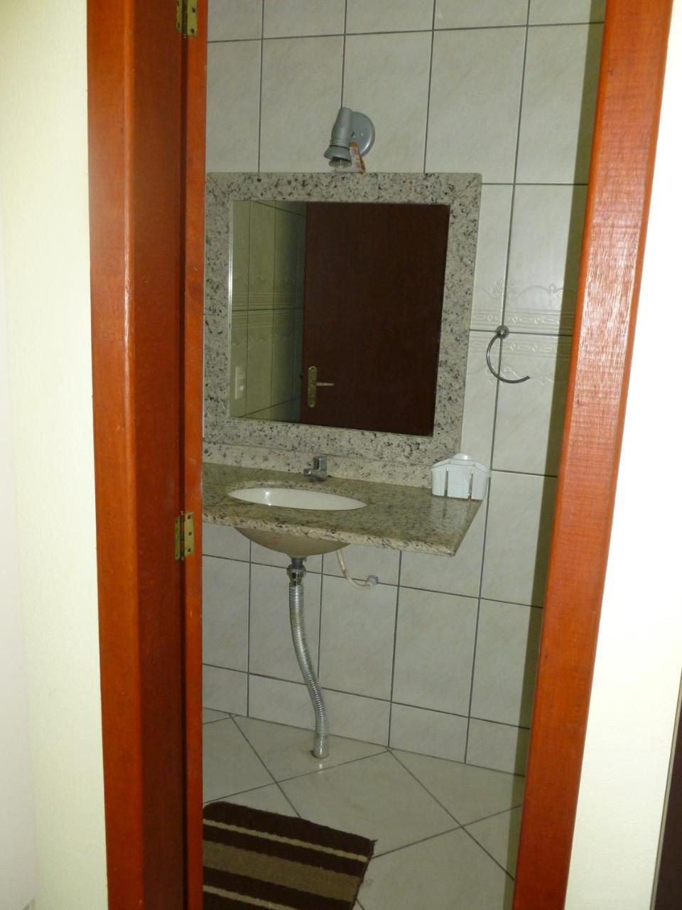 Apartamento 12 - Bombinhas - 200 Metros Da Praia Luaran gambar