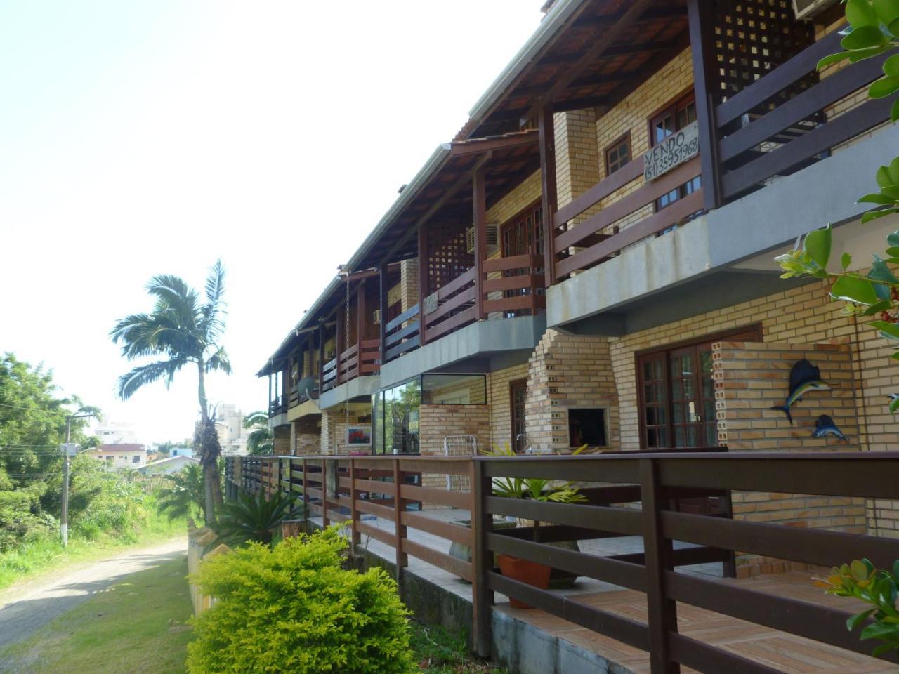 Apartamento 12 - Bombinhas - 200 Metros Da Praia Luaran gambar